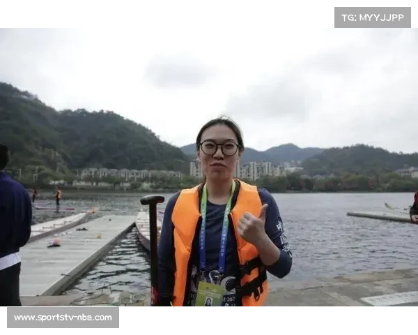 陕西赛艇队创新跨界训练法 竞走选手每周水面平衡特训提升综合能力