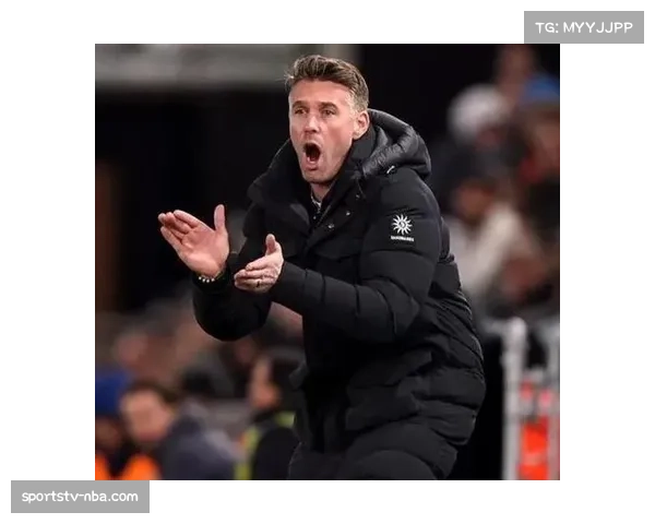 赛后通讯：保级战平局后，卢顿镇主帅爱德华兹在更衣室的演讲